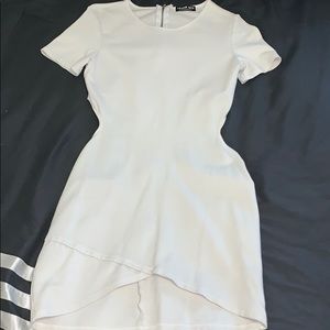 White short sleeve club dress NWOT